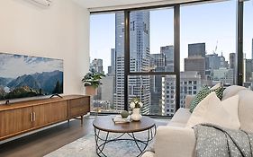 Modern City Apartment With Stunning Cbd Views